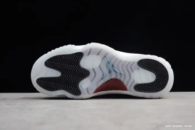 Rep LUCY Retro Air 